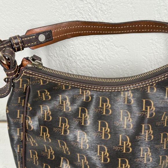 Dooney & Bourke Margot Signature 1975 Canvas Leather Crossbody Shoulder Bag - Picture 8 of 14